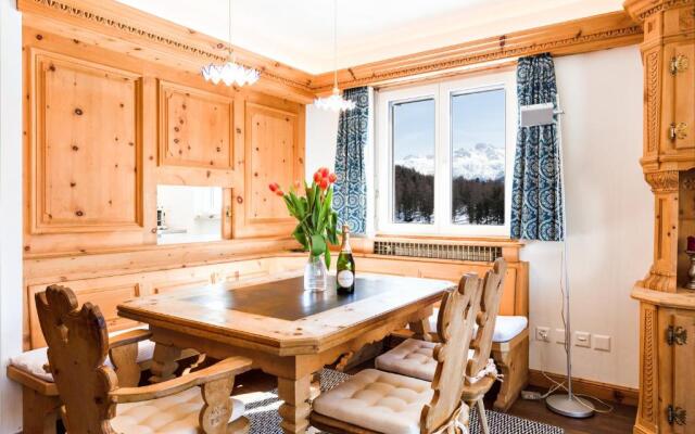 Spacious Apartment with fantastic Alpine Panorama