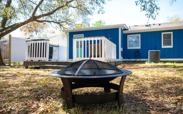 Blu-By-U by Oak Island Accommodations