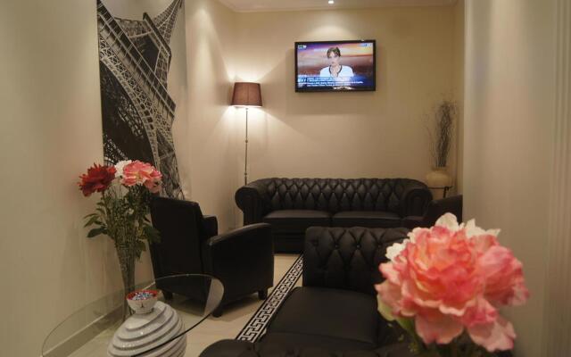 Regina Montmartre Hotel 