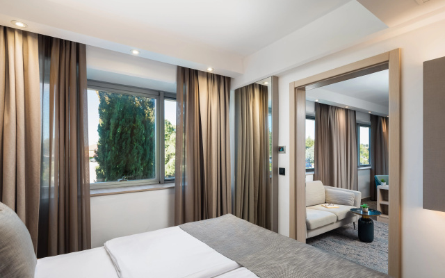 Aminess Vival Maestral Hotel