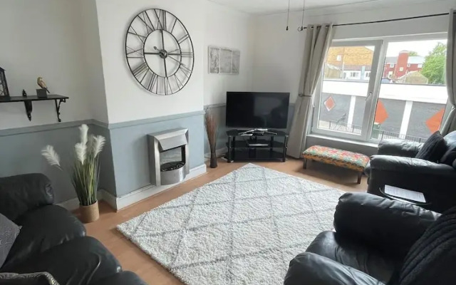 March-2bed Apt - Family Friendly - Pet Friendly