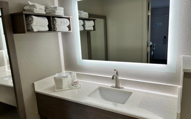 Deluxe Inn Georgetown