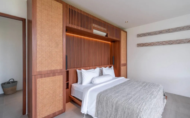 Villa Luna - 4BR in Pererenan