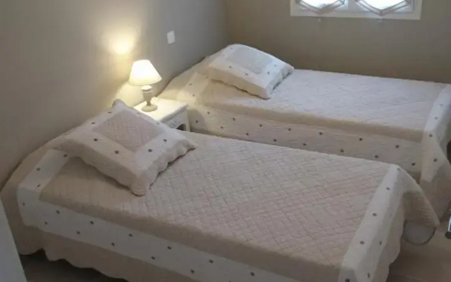 Les Lauzes De St Michel-La Sarriette