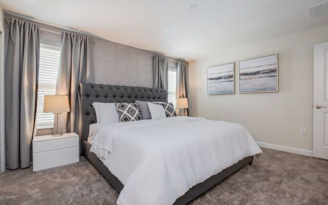 Lullaby Lane Villa Storey Lake