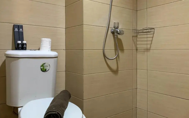 Comfort And Homey Studio At Margonda Residence 5 Apartment