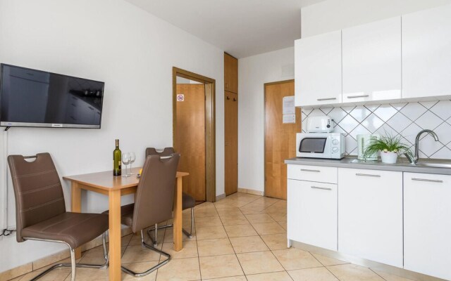 Nice Home in Volosko With Wifi and 1 Bedrooms