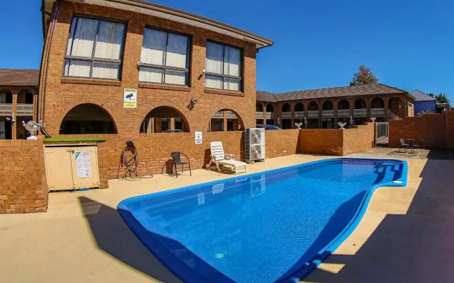 Cumberland Motor Inn