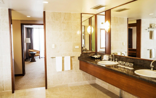 Crown Hotel