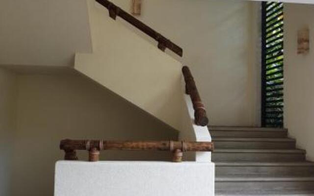 Los Veneros, Torre Agave