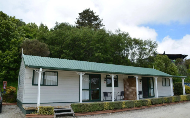 Waitomo Top 10 Holiday Park