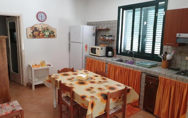 Country house and sea in Sicily