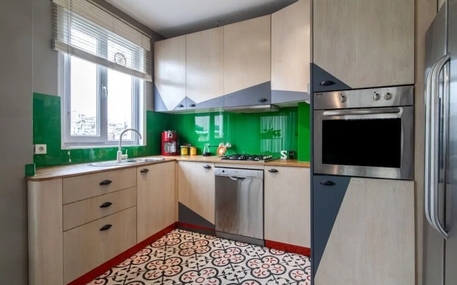 Modern Apartment With Stylish Interior in Beyoglu