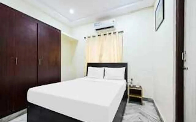Oyo Flagship 805641 The Central Guest House