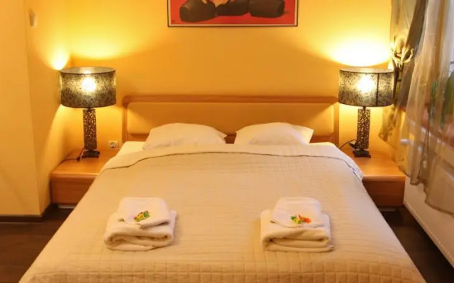 Pod Słońcem Main Market Square