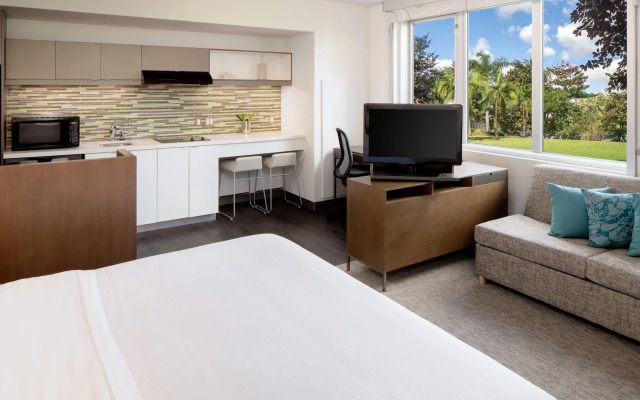 Element Miami International Airport