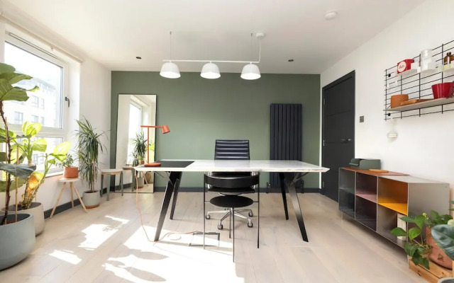 JOIVY Fabulous 2Br Apartment W/Terrace & Bay View