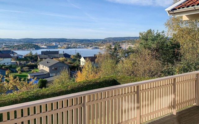 Nice Home in Kristiansand With 4 Bedrooms and Wifi