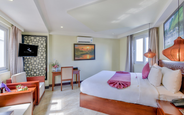 River Suites Hoi An Hotel