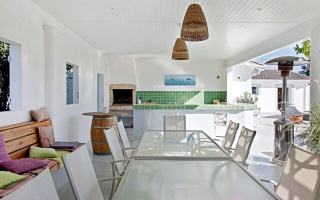 Villa With 5 Bedrooms in Saint-germain-d'esteuil, With Private Pool, E