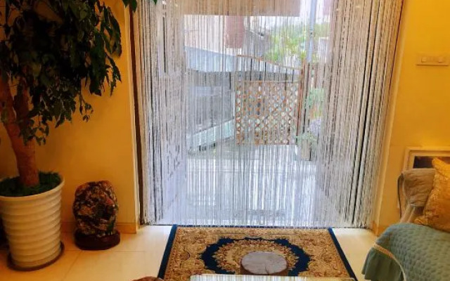 Guanhai Post S  tation