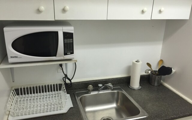 Adib Apartments - 2077 Walkley Rd