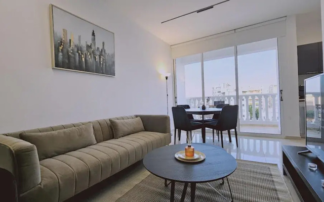 104 NIC - 401 Stay Cosmo City Suite