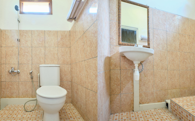 OYO 2519 Mayang Garini