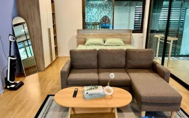 Kirin Riverside Homestay with AC, WiFi in Bangkok