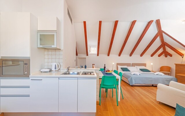 Apartments Feri