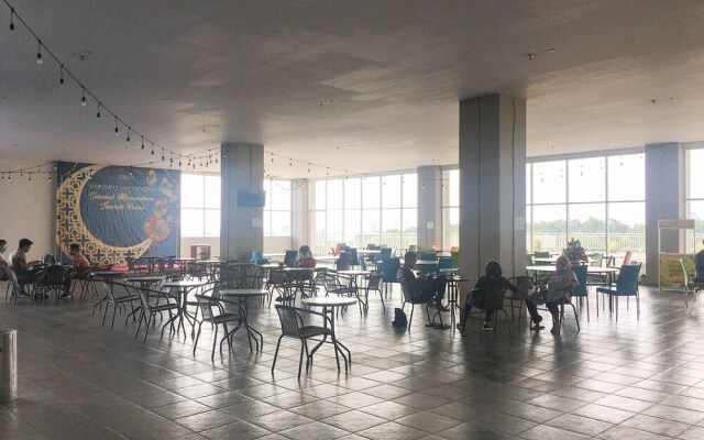 Spacious Comfortable 1BR Apartment at My Tower Surabaya