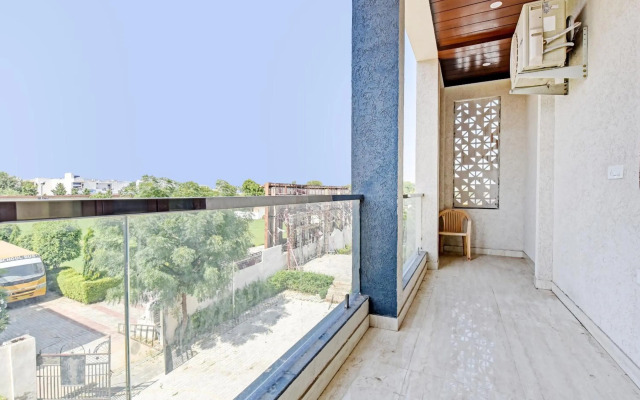 Collection O 83225 Hotel Shri Ganesh