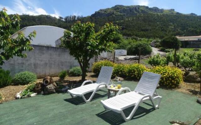 Casa Do Avô In Montejunto