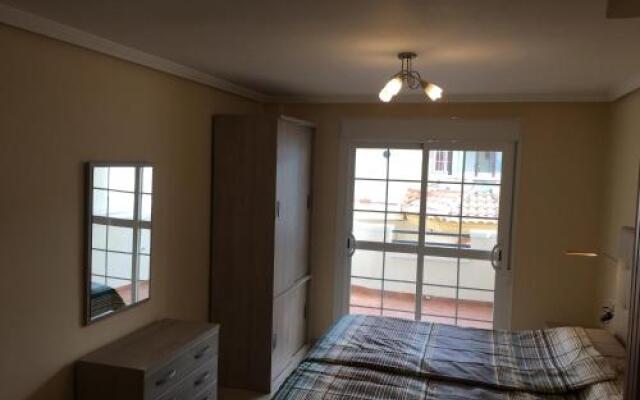 NEW! 1b apartment opposite Sunset Beach
