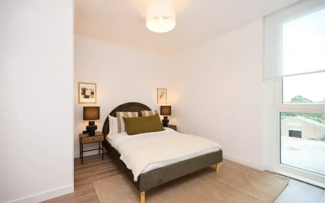 The Tottenham Classic - Charming 2bdr Flat With Balcony