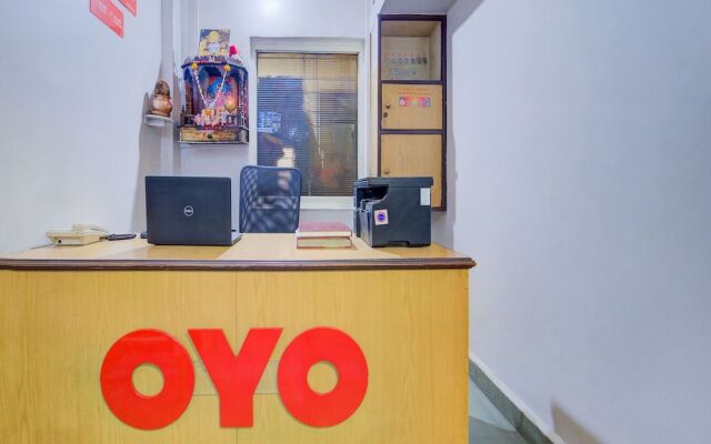 OYO 27822 Amrut Executive