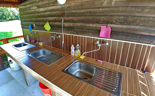 Cvet gora - Camping, Glamping and Accomodations