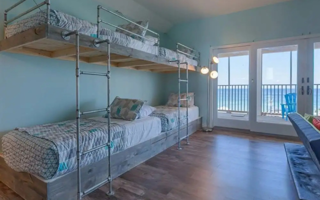 C-Glass by Meyer Vacation Rentals