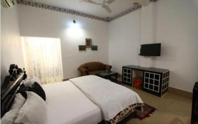 1 BR Guest house in Saras Circle, Bharatpur (1B12), by GuestHouser