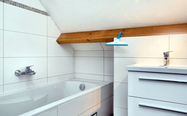 Luxurious Holiday Home in Beauraing with Sauna