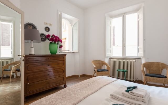 RSH Elegant Pantheon View