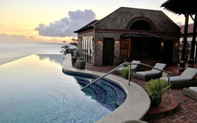 Caille Blanc Villa & Hotel - Adults Only