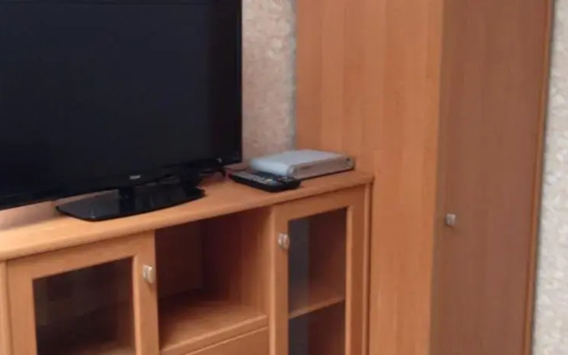 На Взлетной