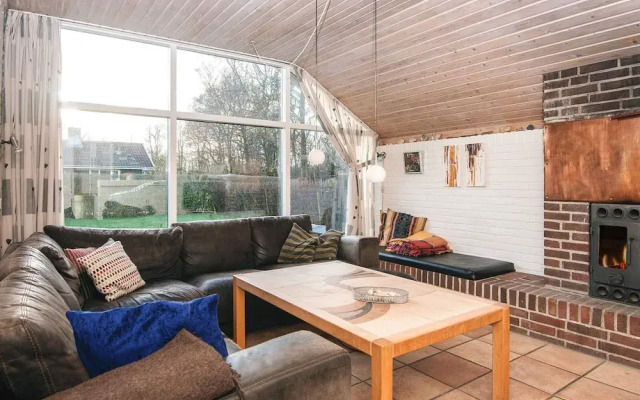 4 Person Holiday Home in Hemmet