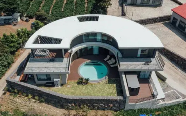 Luxury Villa in Jeju | Private Pool | Hot Tub