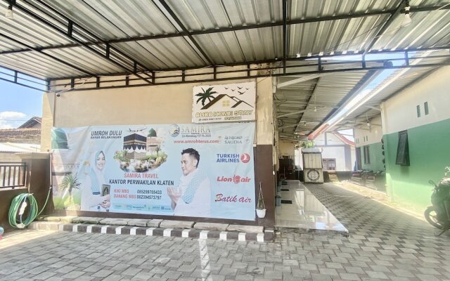 Capital O 93829 Alika Homestay Syariah