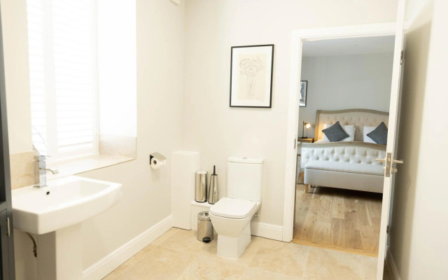 Serviced Guest ApartSuites The Unicorn