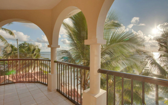 Sunbreeze Suites