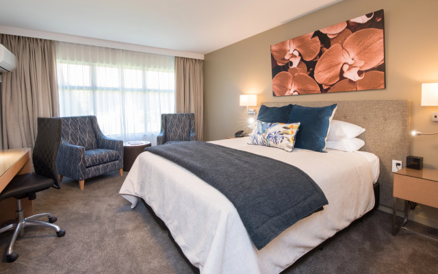 Distinction Hamilton Hotel & Conference Centre