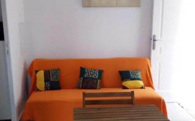 House with One Bedroom in Saint-Leu, with Wonderful Sea View, Enclosed Garden And Wifi - 2 Km From the Beach